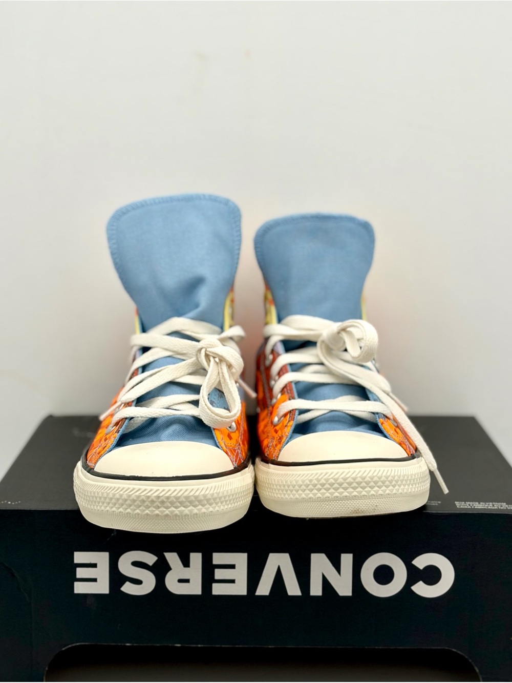 Converse High-Top Sneakers in Orange, Blue & Yellow Graphic - Picture 4 of 10